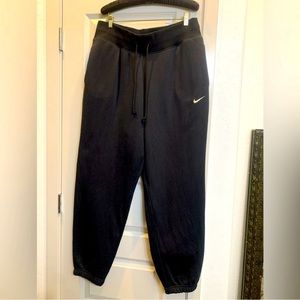 NWOT Nike Phoenix Fleece Joggers Sweatpants Oversized Black Large Gym